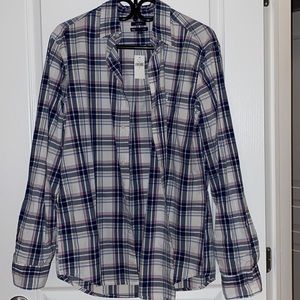 Long dress shirt, for men, classic fit. never worn.